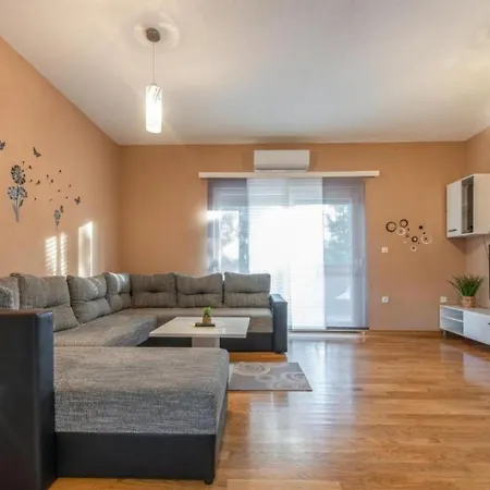 Sweet Dora Apartamento